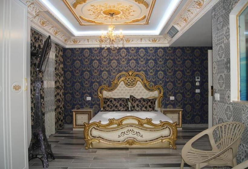 带按摩浴盆的套房, Antalya   Beach Durres