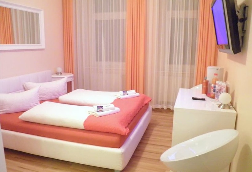 اتاق استاندارد سه نفره, City Guesthouse Pension Berlin