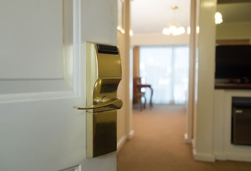 Junior Suite, Country Plaza