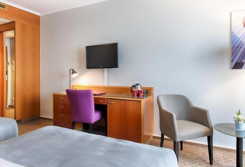 Номер Комфорт, Leonardo Hotel Düsseldorf City Center