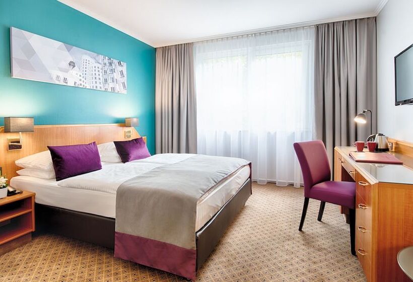Трехместный Номер Комфорт, Leonardo Hotel Düsseldorf City Center
