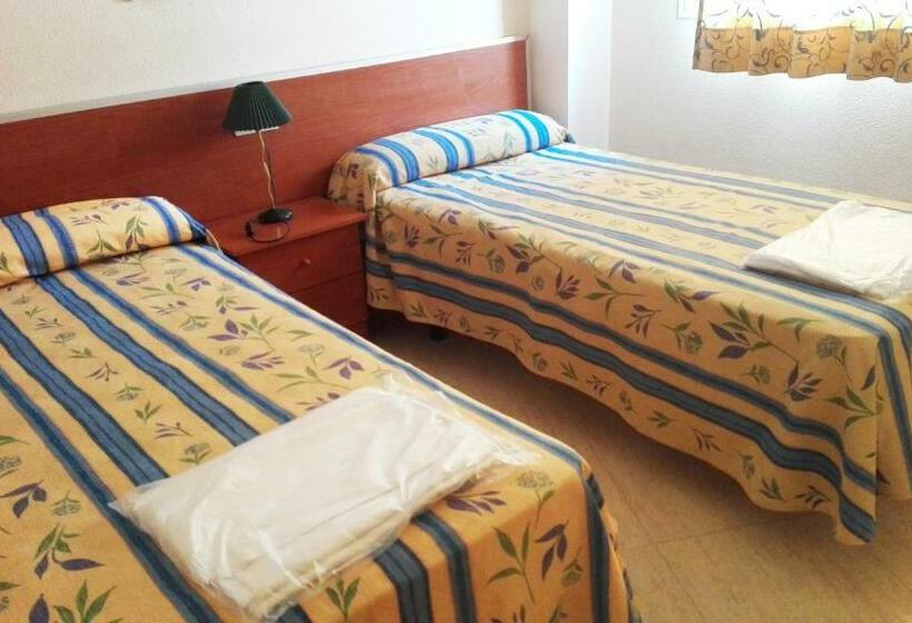 带3个卧室的公寓, Apartamentos Marcomar 3000