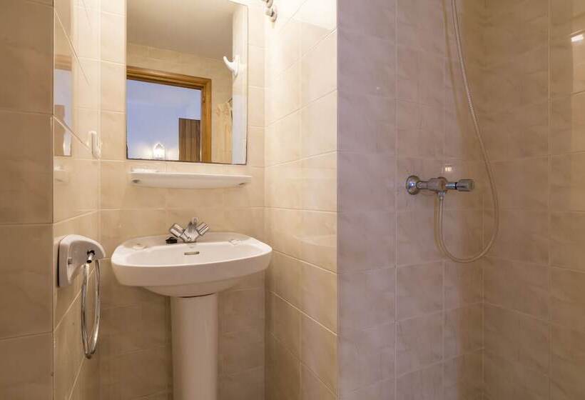 Номер Стандарт, Hostal Ferrer