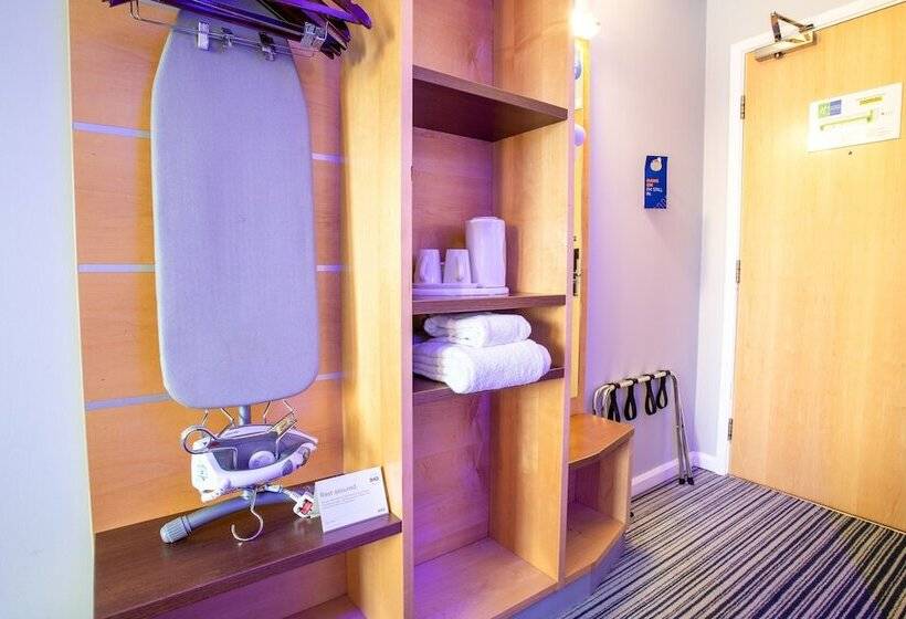 スタンダードルーム, Holiday Inn Express Dunfermline, An Ihg