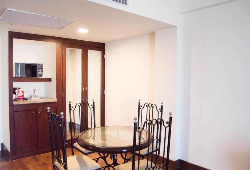 Chambre Deluxe, Holiday Inn Hotel & Suites Centro Historico, An Ihg