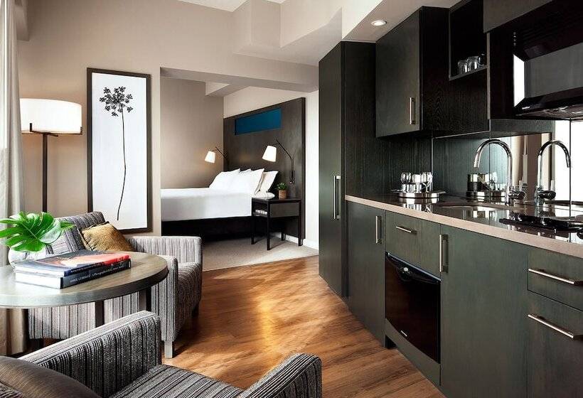 デラックススイート, One King West Hotel And Residence