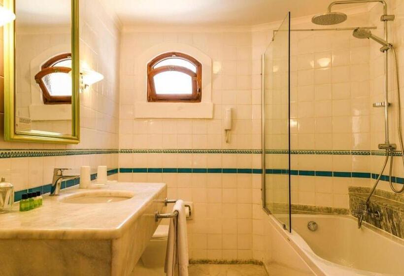 اتاق اساندارد با چشم‌انداز جانبی به دریا, Patara Prince Hotel & Resort   Special Category