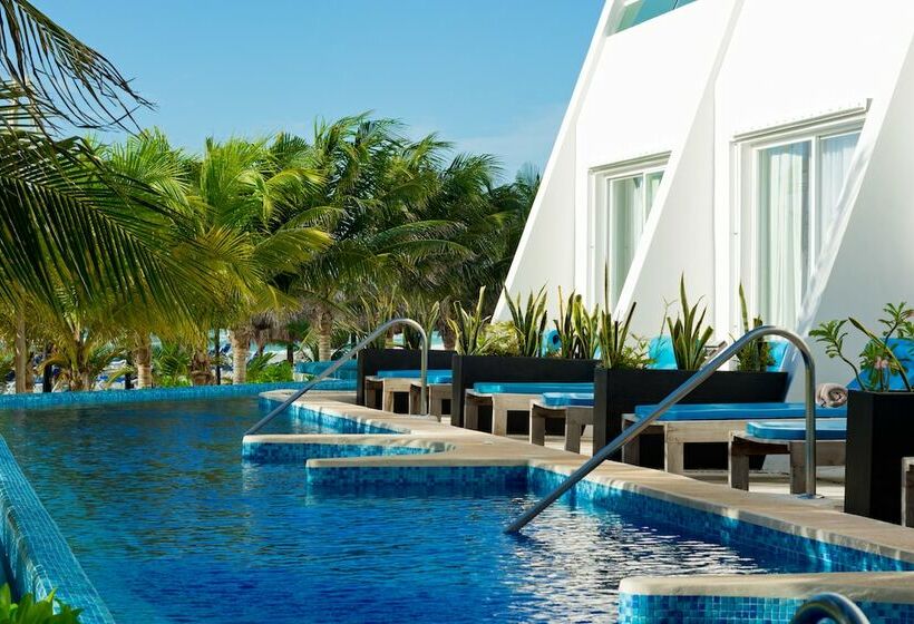 סוויטת ג'וניור, Flamingo Cancun - All Inclusive