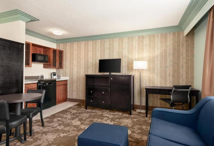 スタンダードスタジオ, Nova Inn Yellowknife