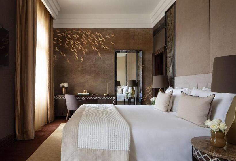 디럭스 룸, Anantara New York Palace Budapest   A Leading Hotel Of The World
