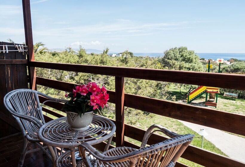 Triple Room Sea View, Cala Reale