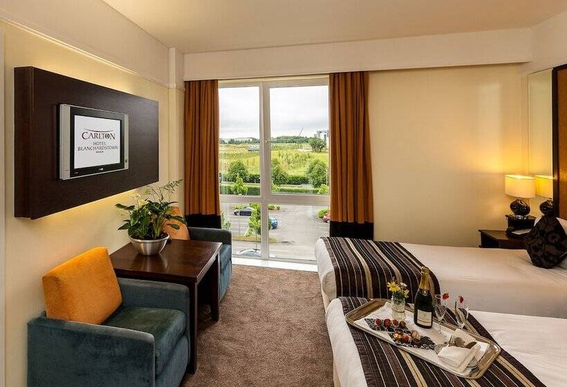 Семейный Номер, Carlton Hotel Blanchardstown