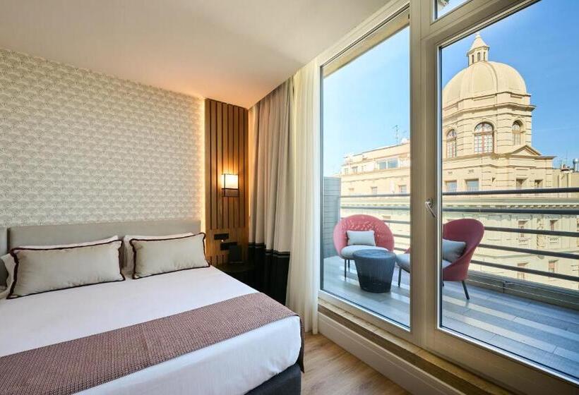 Premium room with terrace, Catalonia Ramblas 4* Sup