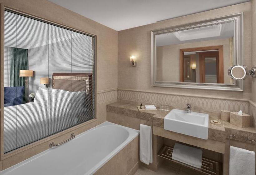 اتاق سوپریور با تخت بزرگ, Divan Ankara
