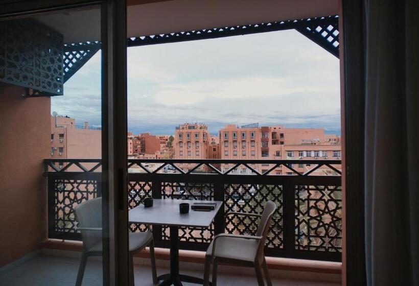 اتاق لوکس با چشم‌انداز استخر, Diwane Hotel & Spa Marrakech