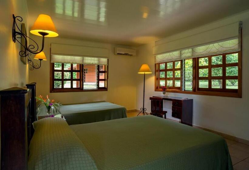 Quarto Estandar, Natural Lodge Cano Negro