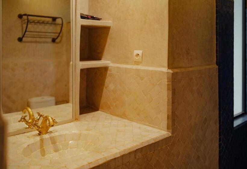 اتاق استاندارد با تخت بزرگ, Outsite Marrakesh
