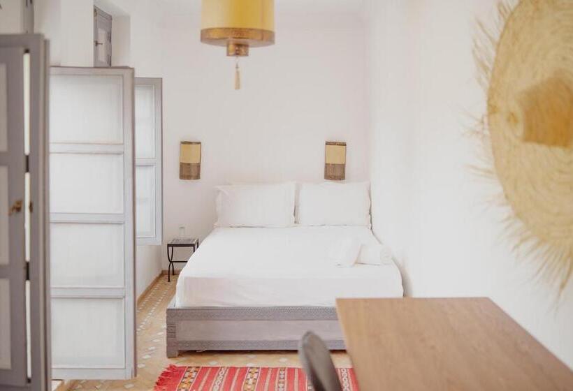 اتاق سوپریور, Outsite Marrakesh