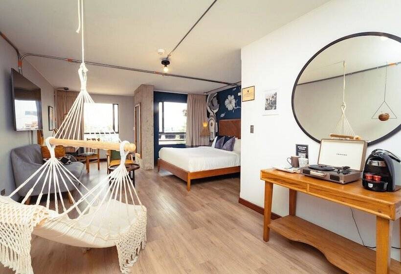 Номер Стандарт, Selina Chapinero Bogota
