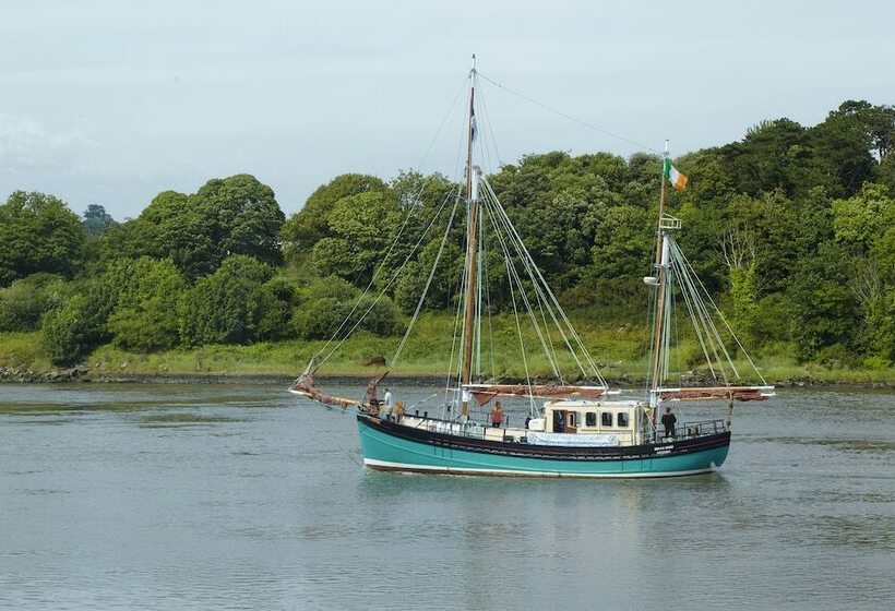 스탠다드 트리플 룸, Waterford Marina
