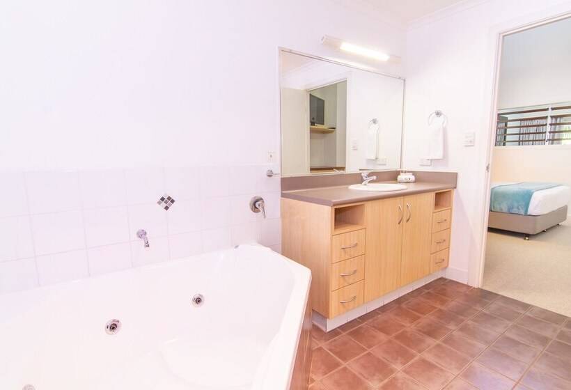 Апартаменты 1 Спальня, Angourie Resort