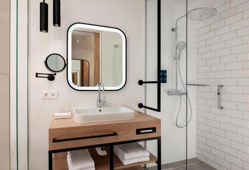 Номер Deluxe, Four Points By Sheraton Panoramahaus Dornbirn