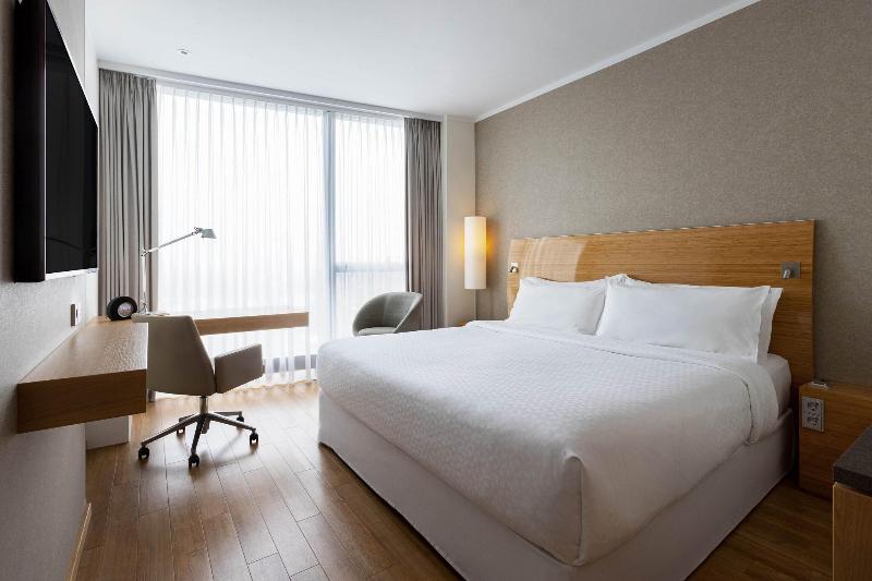 Номер бизнес-класса, Four Points By Sheraton Panoramahaus Dornbirn