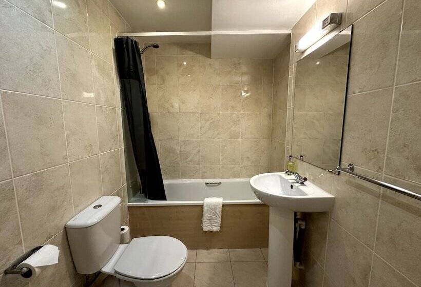 Номер Стандарт, Gainsborough Lodge