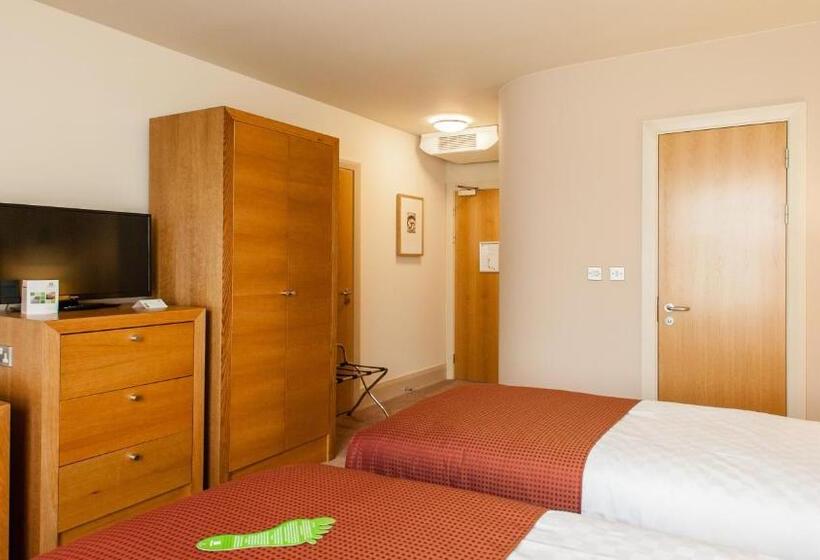 스탠다드 룸 가든 전망, Holiday Inn Dumfries, An Ihg