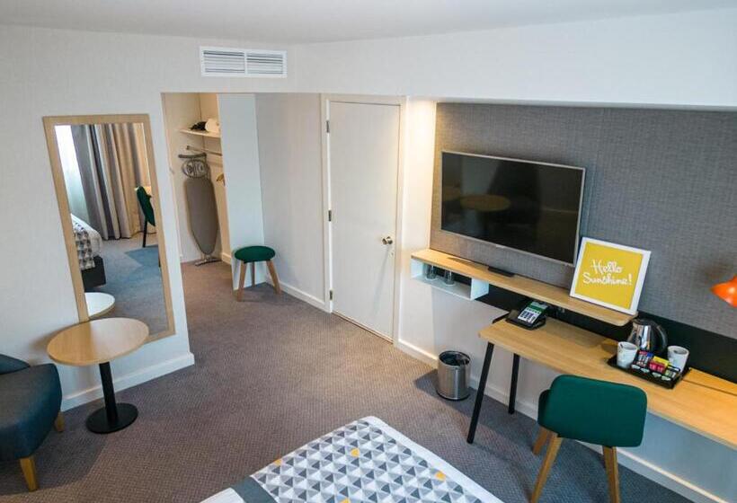 اتاق لوکس با تخت بزرگ, Holiday Inn South Normanton M1, Jct.28, An Ihg