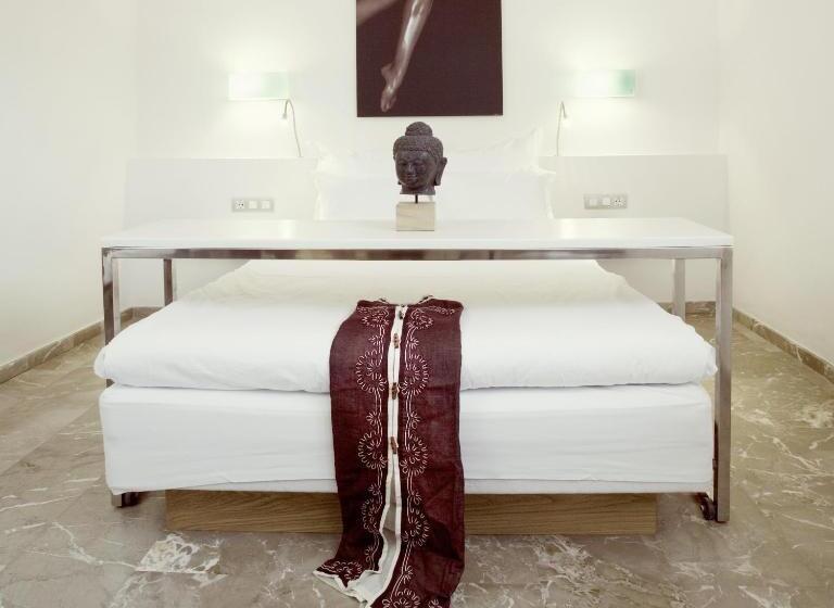 스탠다드 룸, Petit Palace Hotel Tres