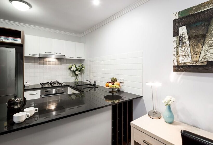 Апартаменты 1 Спальня, Oaks Brisbane Lexicon Suites
