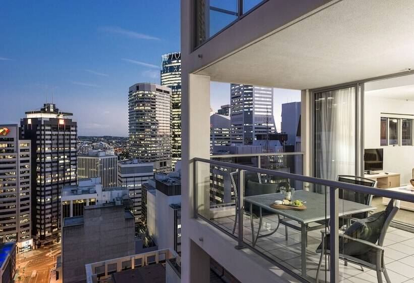 Апартаменты Ejecutiva 2 Спальни, Oaks Brisbane Lexicon Suites