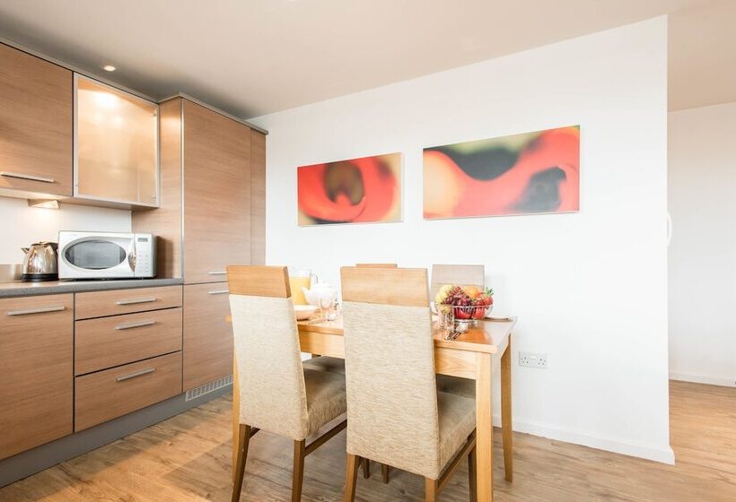 Апартаменты 1 Спальня, Premier Suites Newcastle