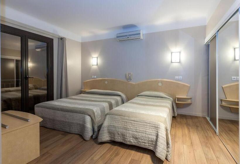 اتاق راحتی, Capo D Orto   Porto   Corse