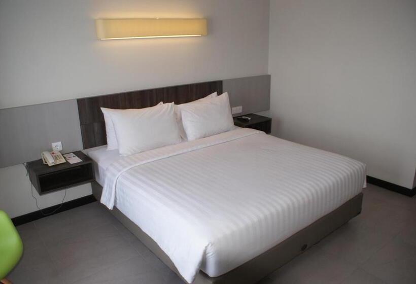 Номер Superior, Swiss Belhotel Borneo Samarinda
