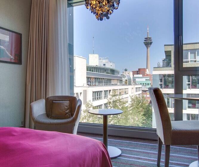 수피리어 룸, Radisson Blu Media Harbour Hotel, Düsseldorf