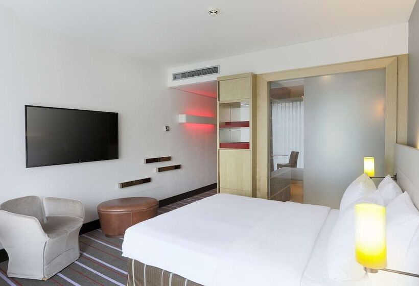 Номер Superior, Radisson Blu Media Harbour Hotel, Düsseldorf
