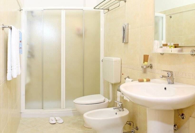 Номер Стандарт Трехместный, Centrale Spa & Relax
