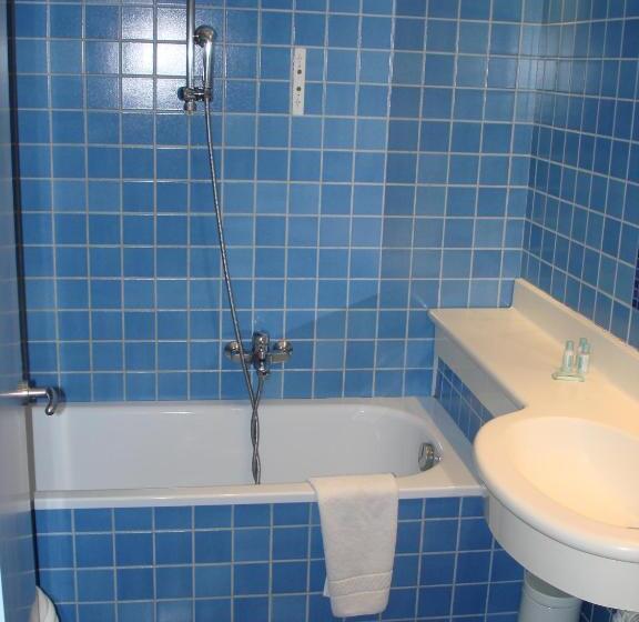 חדר משפתחתי סופריור, Express Aosta East