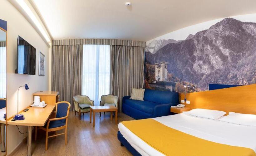 חדר דלוקס, Express Aosta East