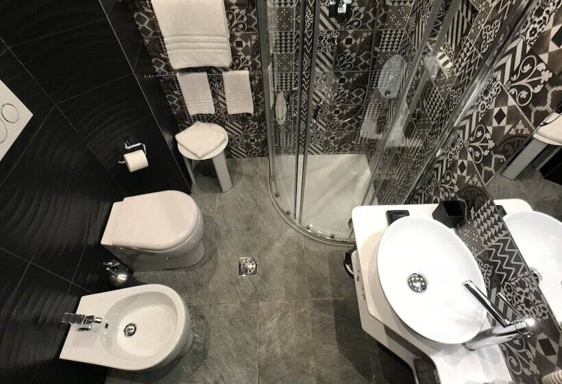 اتاق استاندارد, Mec