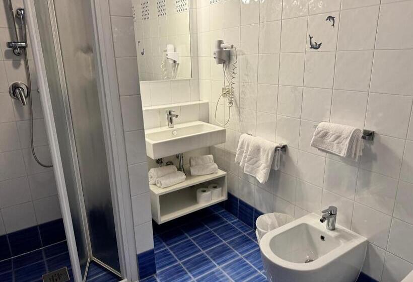 Family Suite, Regina Urban Beach