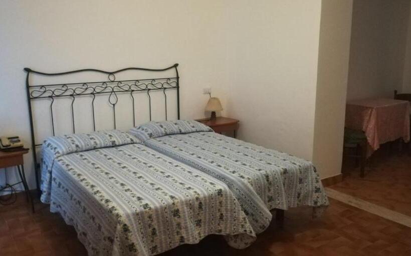Quarto Estandar, Universo