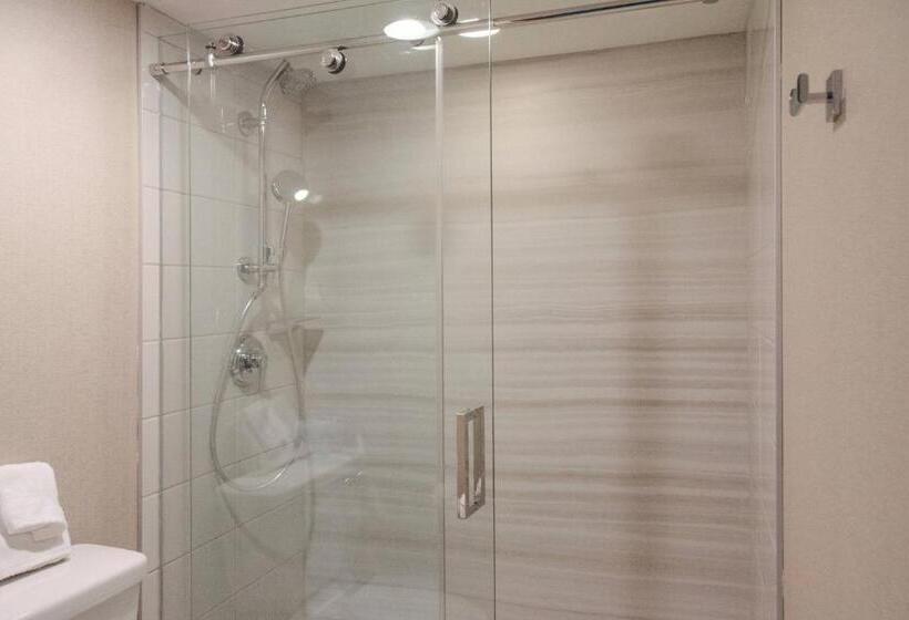 סוויטה, Minneapolis Marriott West