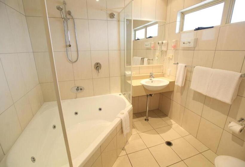 带大床的标准间, Red Bridge Motor Inn