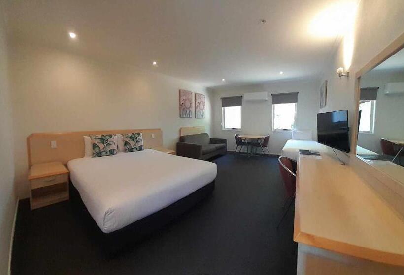 이그제큐티브 룸, Red Bridge Motor Inn