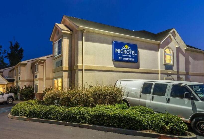 Люкс Повышенной Комфортности, Microtel Inn & Suites By Wyndham Auburn