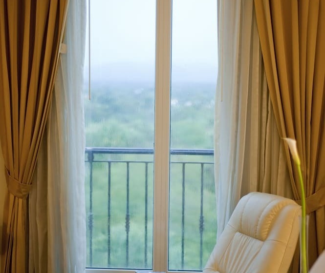 سوییت جونیور, Hodelpa Garden Court