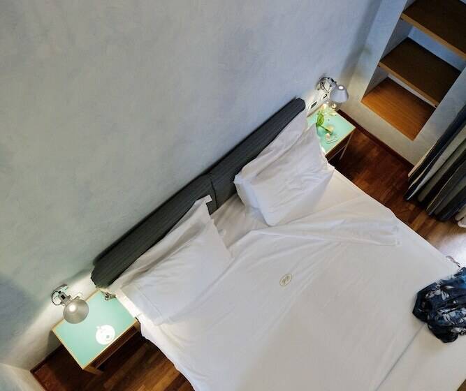 Classic-huone, Palazzo Papaleo